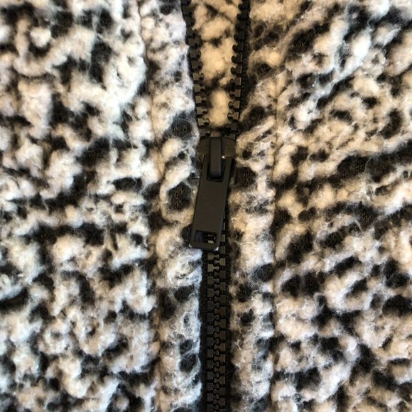 NWOT Express One Eleven Women's Sherpa Fleece Full Zip Up Jacket Coat Sweatshirt - Picture 10 of 15